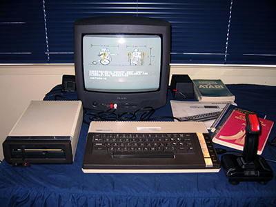 Atari 800Xl showing Hacker - Great Game!